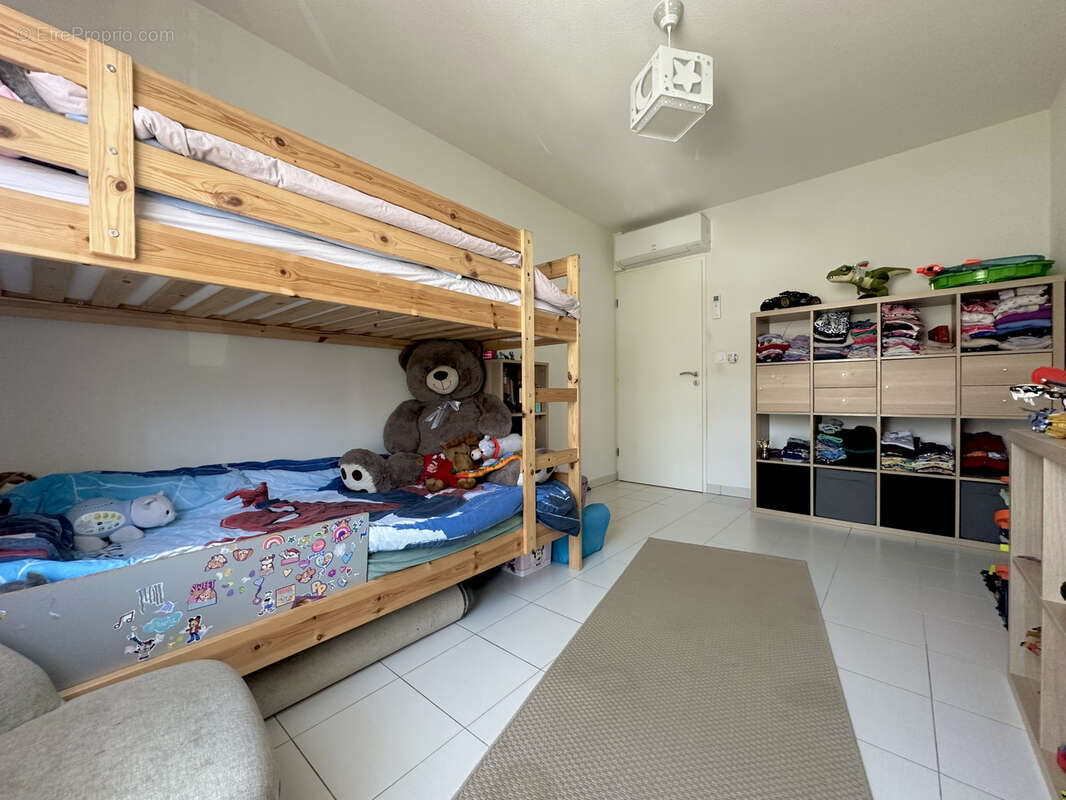 Appartement à LA LONDE-LES-MAURES