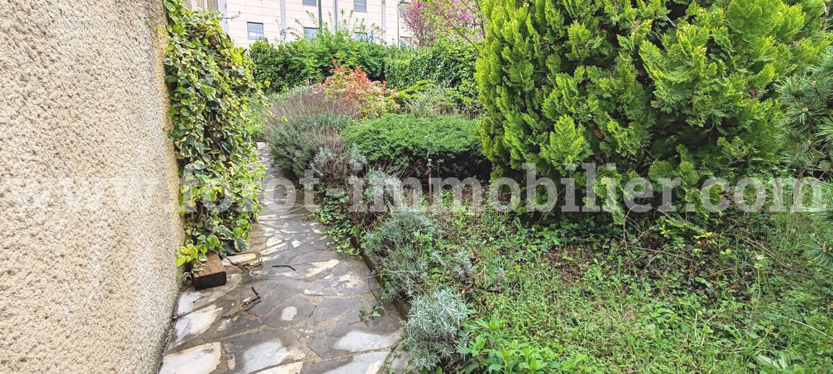 Maison à TOURNON-SUR-RHONE