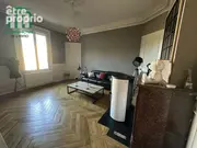Appartement à LE CHAMBON-FEUGEROLLES
