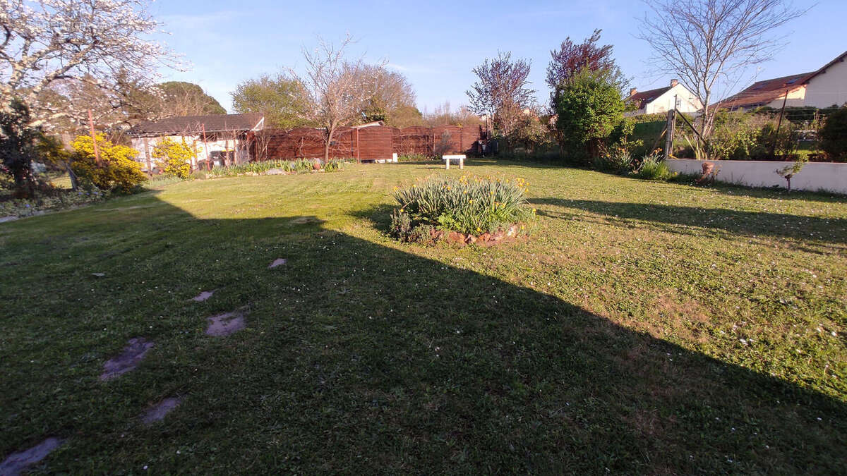 Maison à CHATELLERAULT