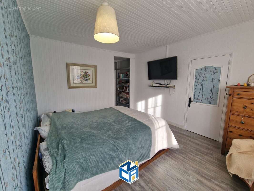 Maison à SAINT-BRANCHS