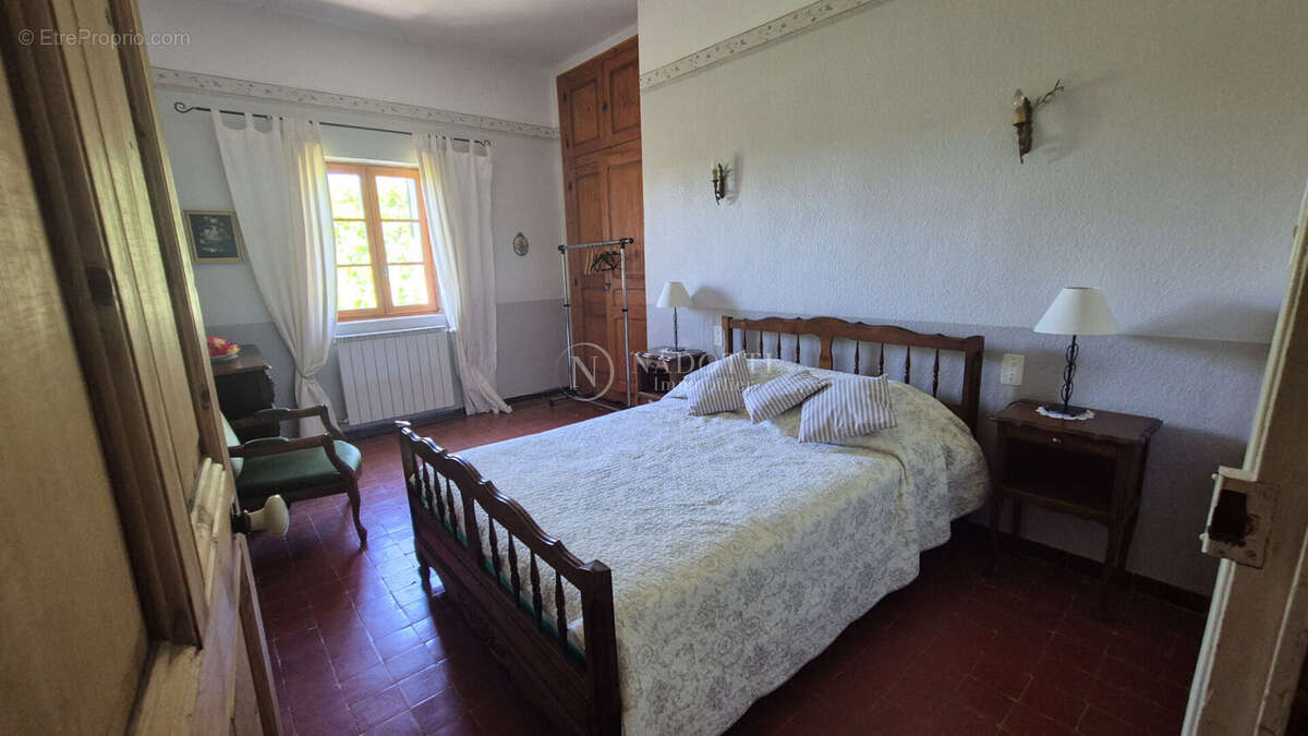 Cavaillon mas en campagne sur 9300 m² de terrain. - photo 15