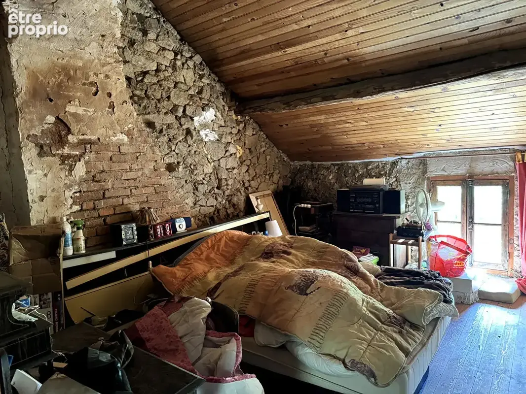 Ancienne Maison en Pierre Isolée, Grand Jardin de 2354m2 plus Bois pas loin de 3129m2 - photo 9