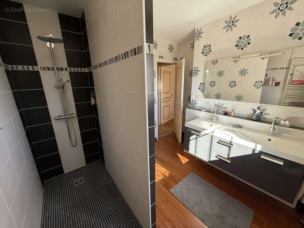 Appartement à HAUTERIVE