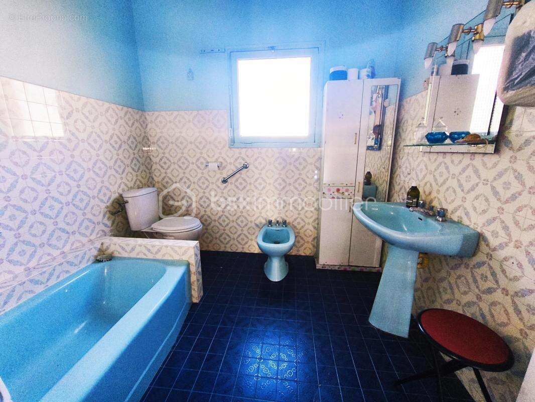 Maison à VIC-FEZENSAC