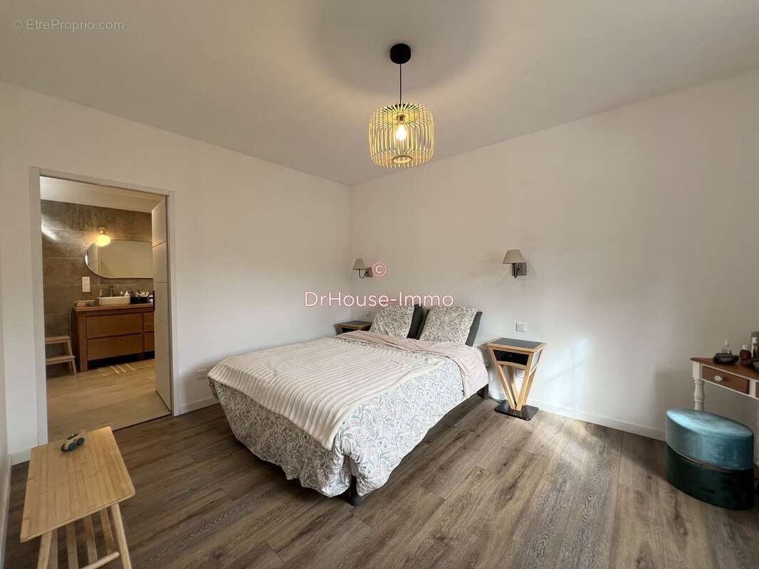 Maison à AZAY-LE-RIDEAU