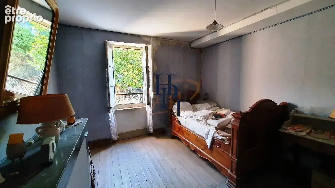 Vente maison de village à rénover avec garage et terrain non attenant - photo 7