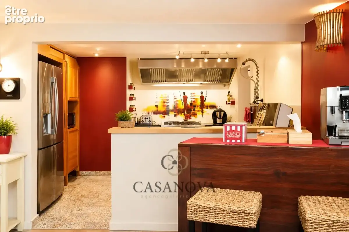 Maison familiale rénovée avec piscine, dépendance et jardin paysager à Castelnau-le-Lez - photo 13