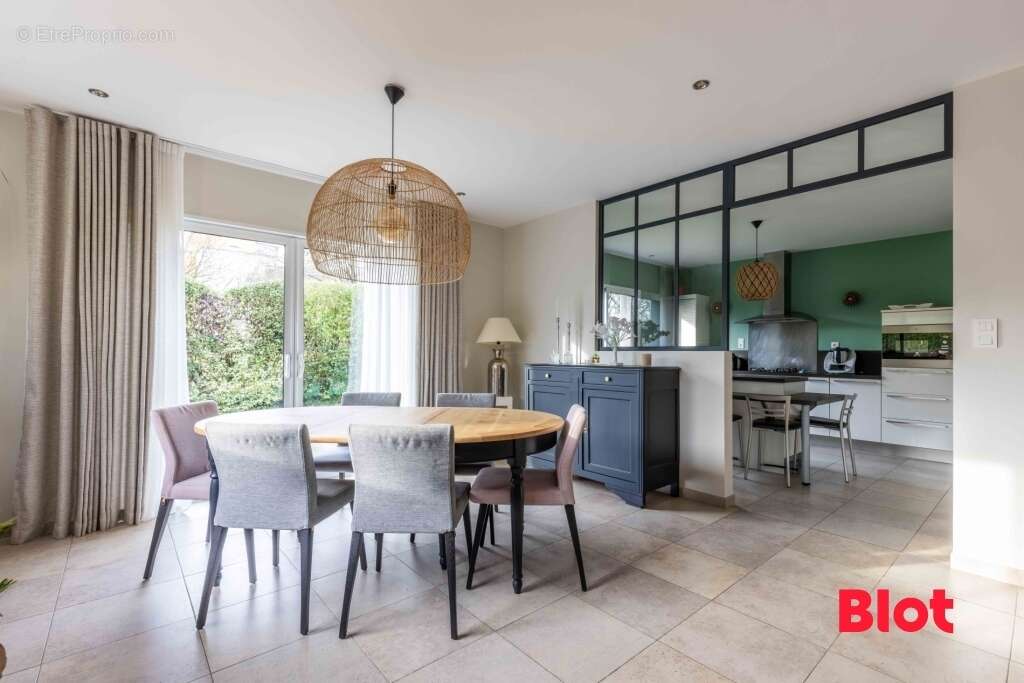 Maison à THORIGNE-FOUILLARD