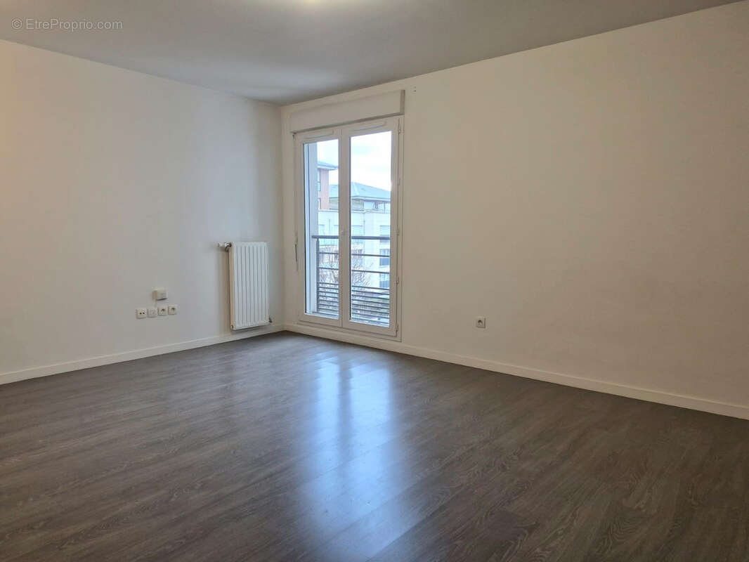 Appartement à THIAIS