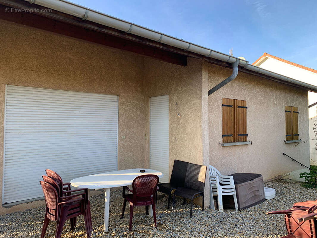 Maison à GRENAY