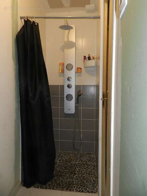 Maison à SAINT-PIERRE-SUR-DIVES