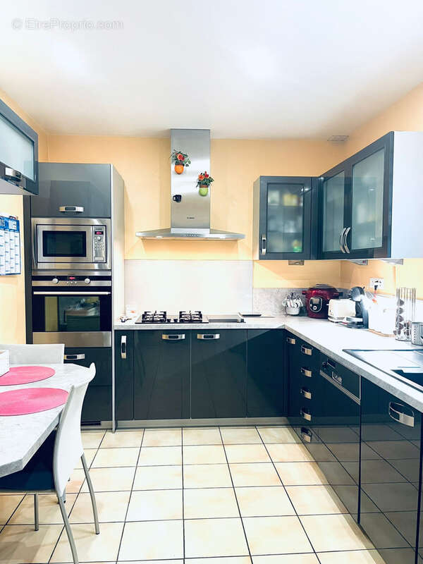 Maison à SARTROUVILLE