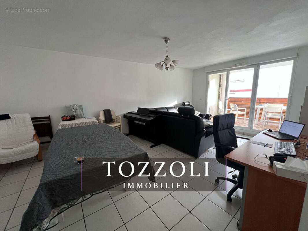 Appartement à LA VERPILLIERE