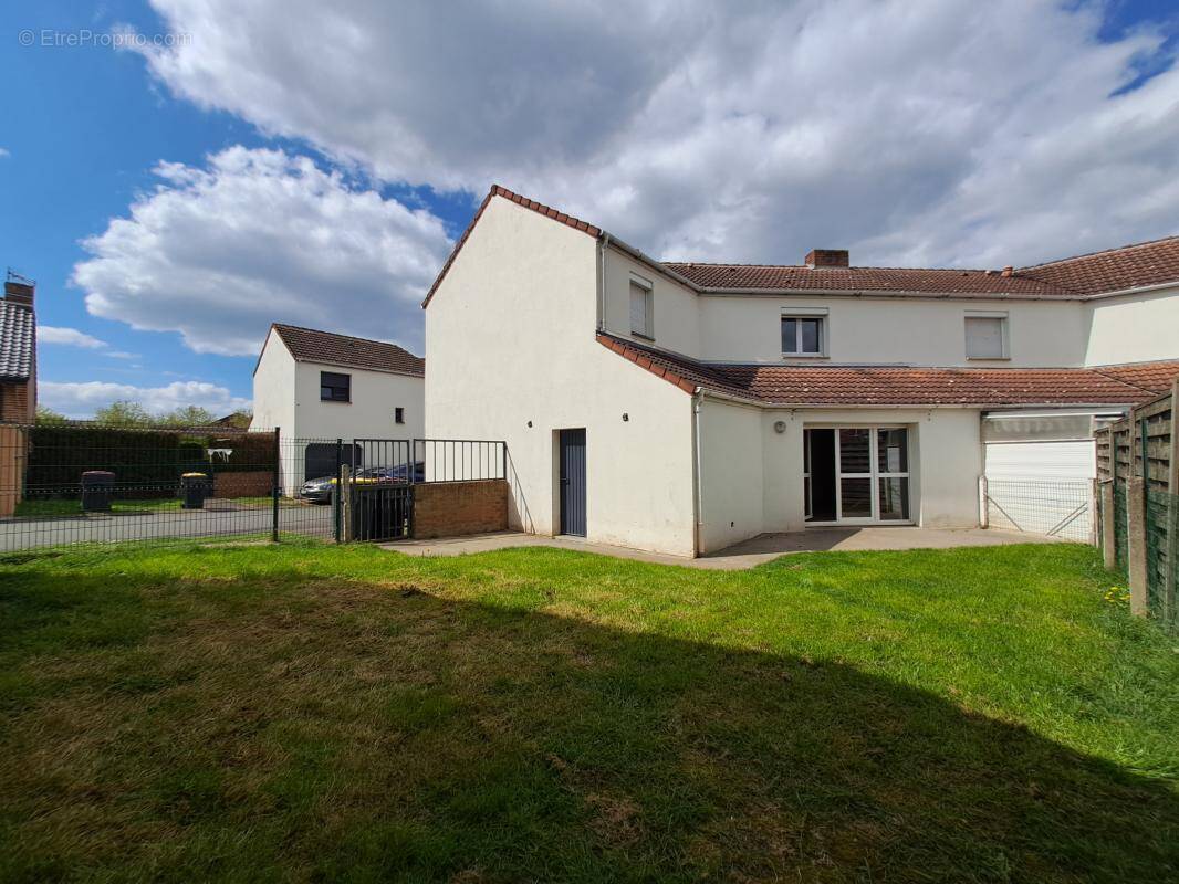 Maison à BILLY-MONTIGNY
