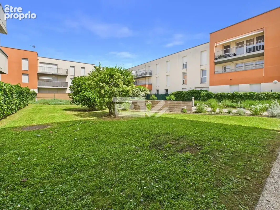Appartement T4, accès PMR, dernier étage avec ascenseur, balcon et parking privatif - photo 14