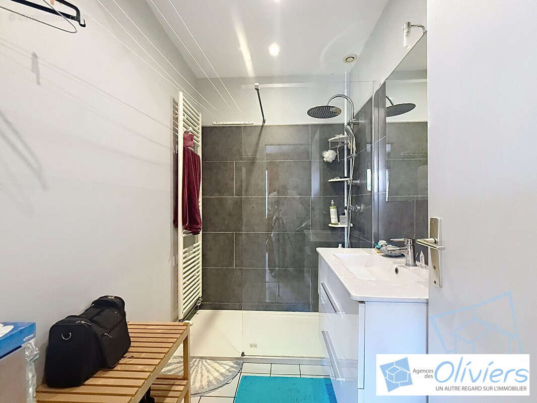 Maison à DAMPIERRE-EN-YVELINES