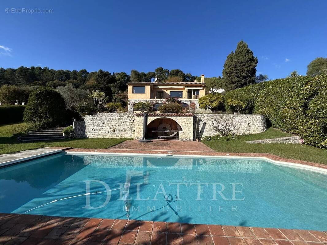 Maison à LA COLLE-SUR-LOUP