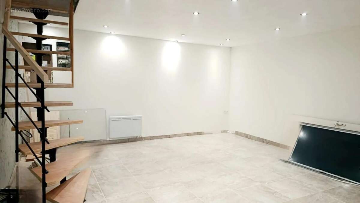 Maison à SAINT-SAMSON-DE-BONFOSSE