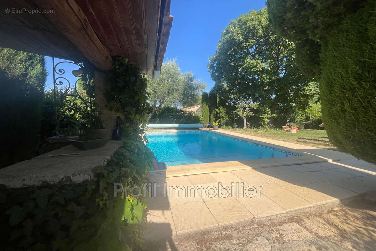 Maison 170 m² à Marsillargues  - photo 2