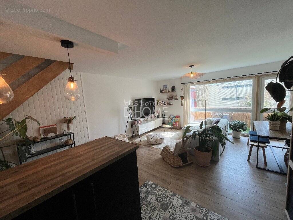 Appartement à BRIE-COMTE-ROBERT