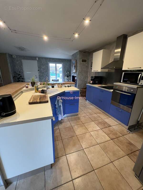 Maison à SAINT-DOULCHARD