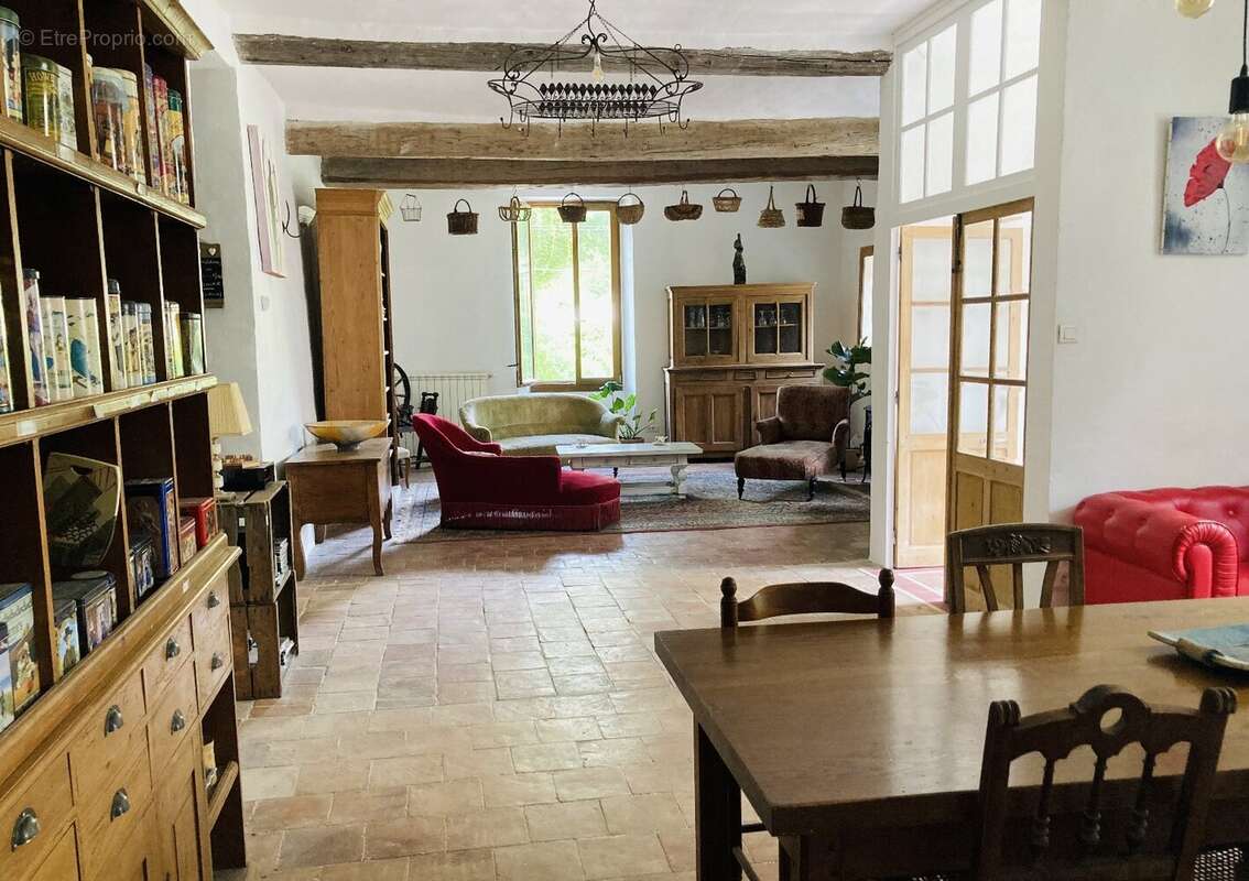 Maison à CROS