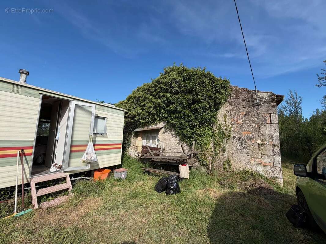 Maison à ANGLADE
