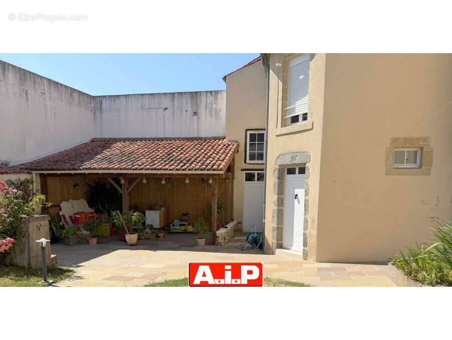Maison à LA CHATAIGNERAIE