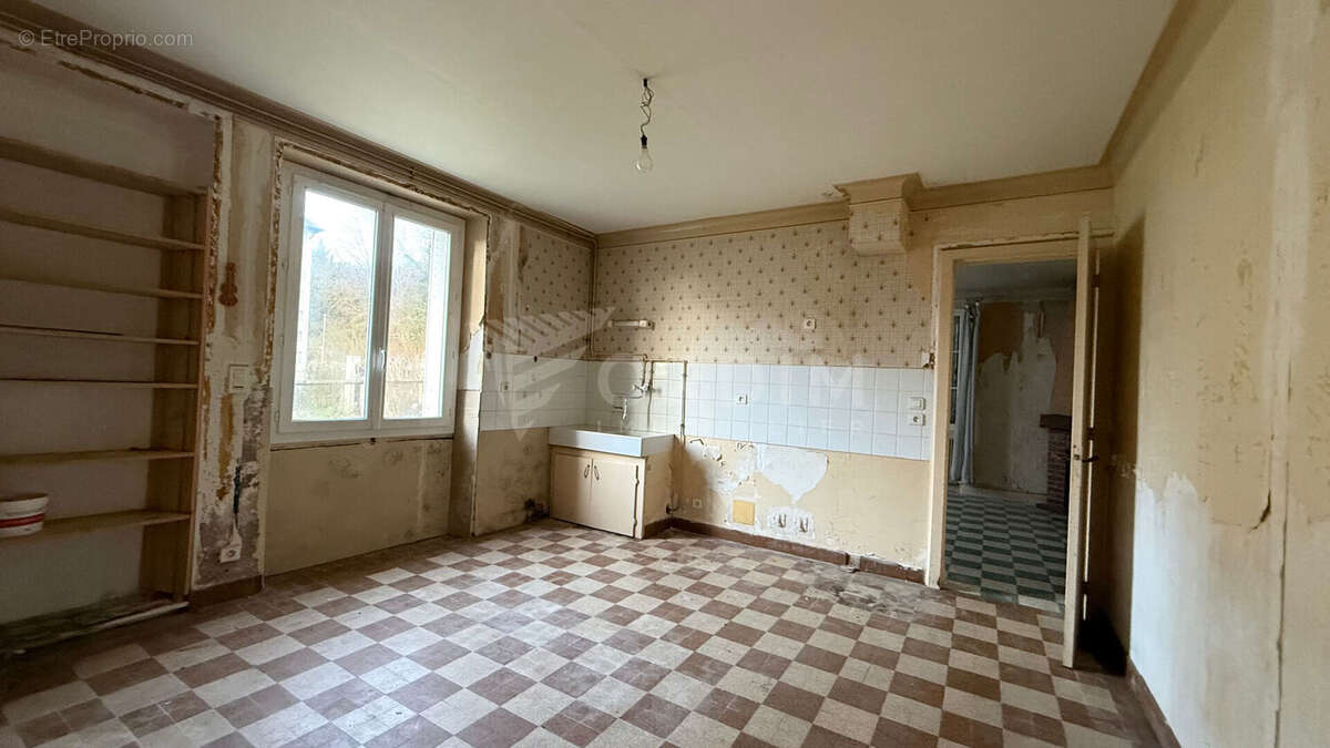 Maison à NEUVY-SUR-LOIRE