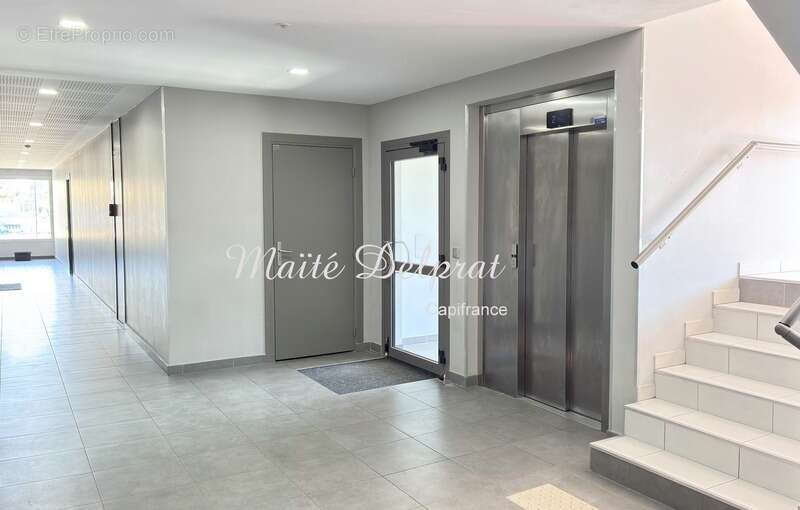Appartement à COURTHEZON