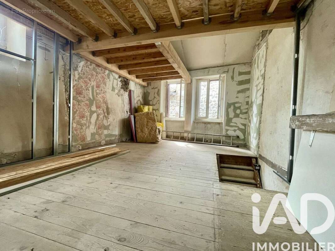 Maison 44 m² à Satillieu  - photo 7