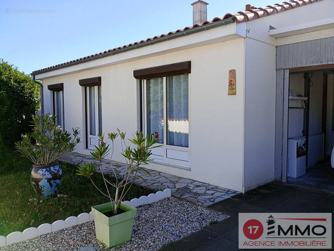 Maison à TONNAY-CHARENTE