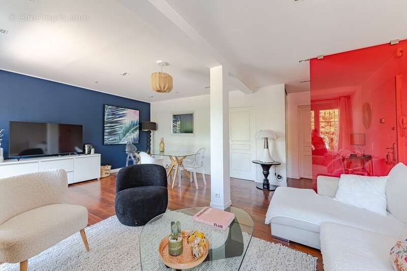 Appartement à MARSEILLE-8E