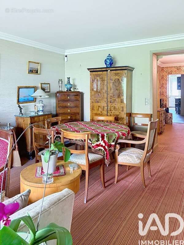 Photo 3 - Appartement à PARIS-16E