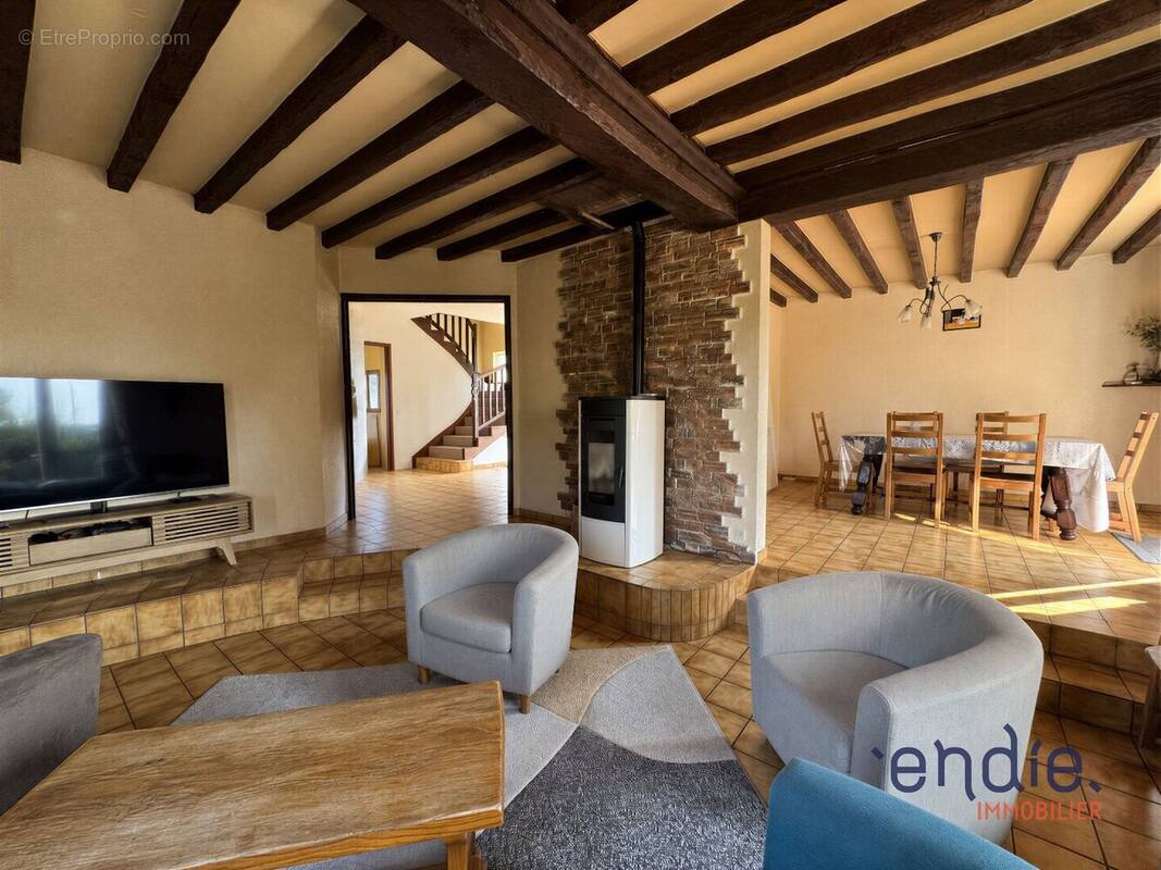 Maison à CHEUX