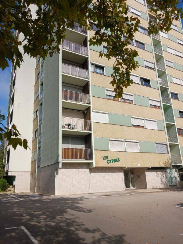 Appartement à LONS-LE-SAUNIER