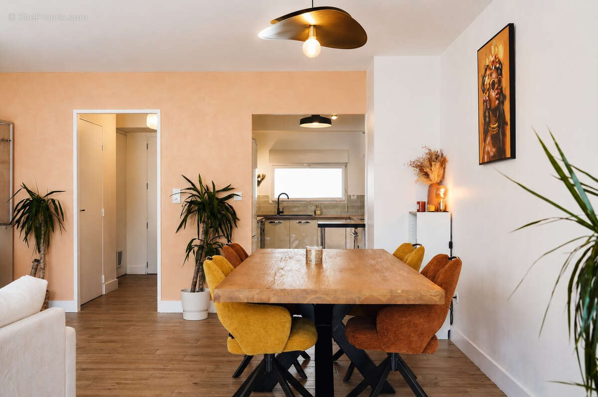 Appartement à LA CHAPELLE-DES-FOUGERETZ