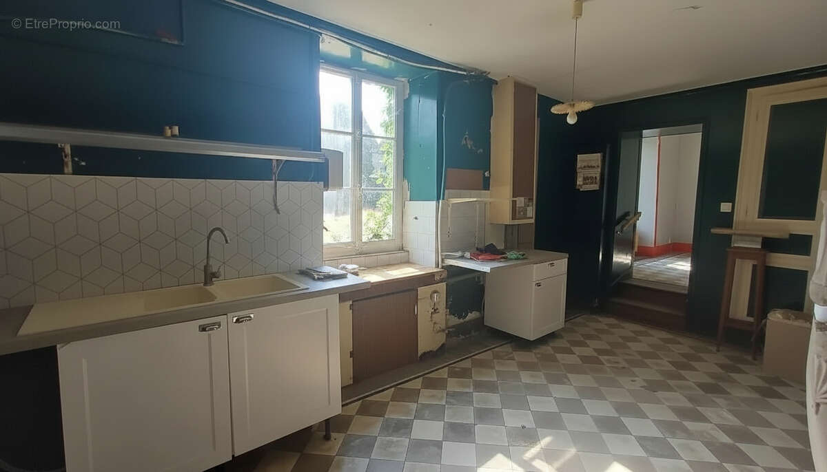 Maison de maitre à Cluis 8 pièce(s) 294 m2 - photo 8