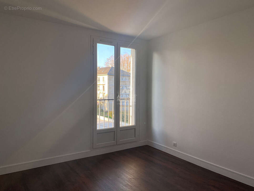 Appartement à MAISONS-LAFFITTE