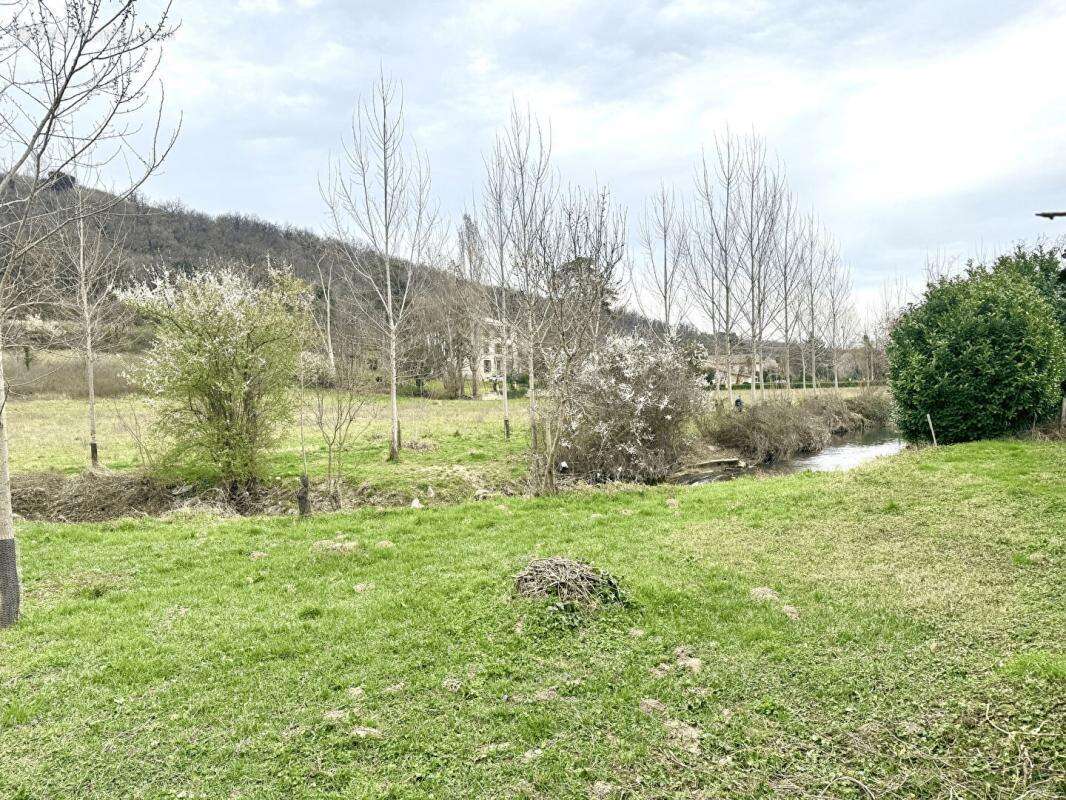 Appartement à SEREZIN-DU-RHONE