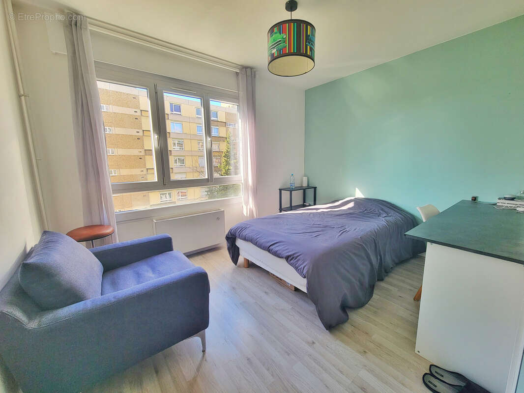 Appartement à OULLINS