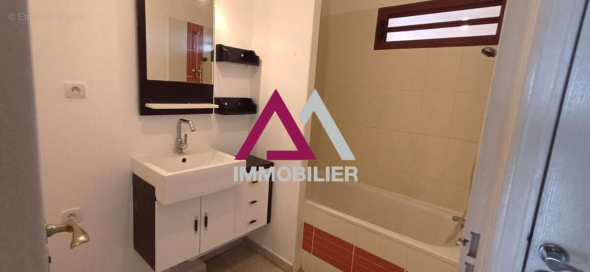 Appartement à SAINT-DENIS