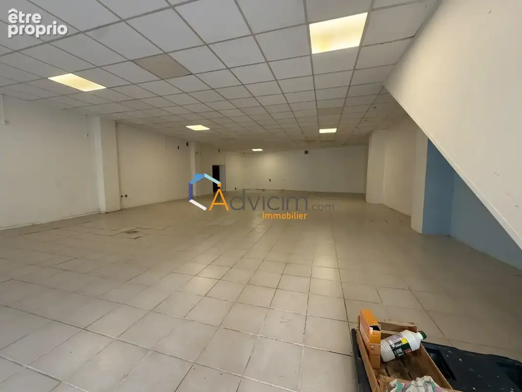 Appartement 315 m² à vendre à Saint-Chamond (42400) - photo 3