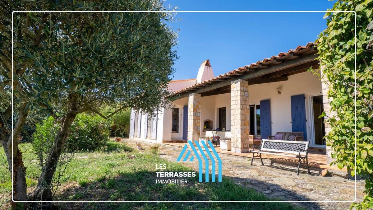 Maison à ROCHEMAURE