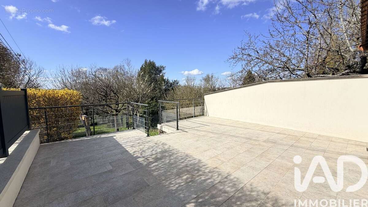 Photo 2 - Maison à VAUX-LE-PENIL