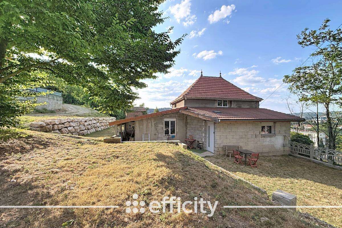 Maison 125 m² à Givors  - photo 20