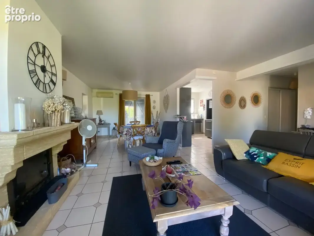 Maison 4 pièces 124 m² à vendre à Ares (33740) - photo 4