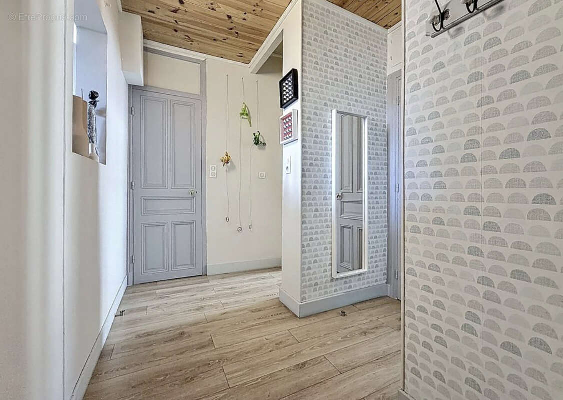 Appartement à MARSEILLE-6E