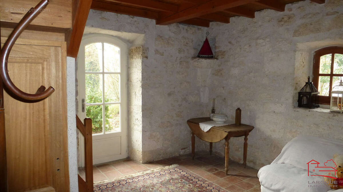 Maison à LAROQUE-TIMBAUT